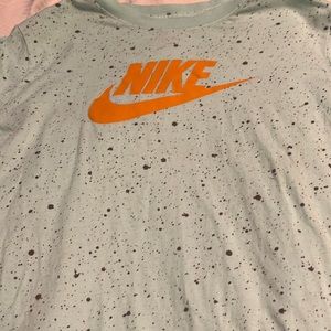 Nike boys tee